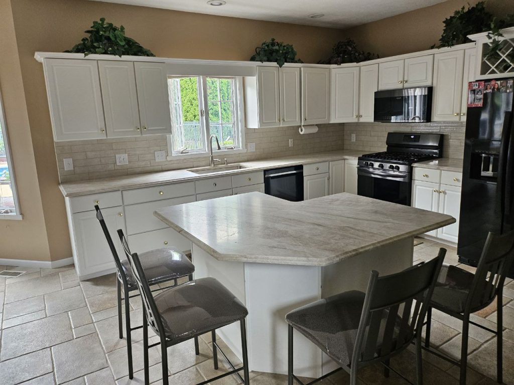 Taj Mahal Leathered Taj Mahal Leathered